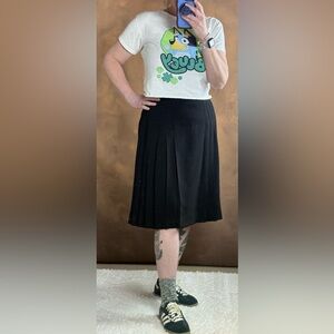 Vintage Classic Black Women's Skirt Size 14